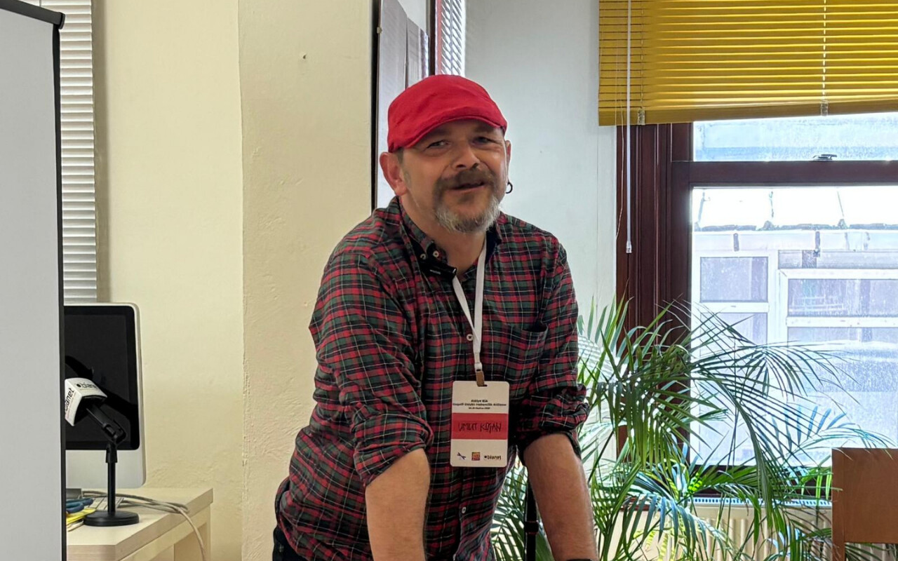 Engelli Odaklı Habercilik Atölyesi birinci gün: "Kurduğumuz dili sorgulamak zorundayız" 5 Engelli Odaklı Habercilik Atölyesi birinci gün: "Kurduğumuz dili sorgulamak zorundayız" - Atölye BİA