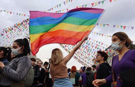 "Desthilatdar LGBTI+an dike hedef, mixalefet bêbandor e" - Atölye BİA