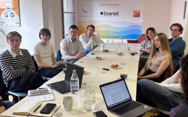 Danimarkalı gazetecilik stajyerlerinden bianet’e ziyaret